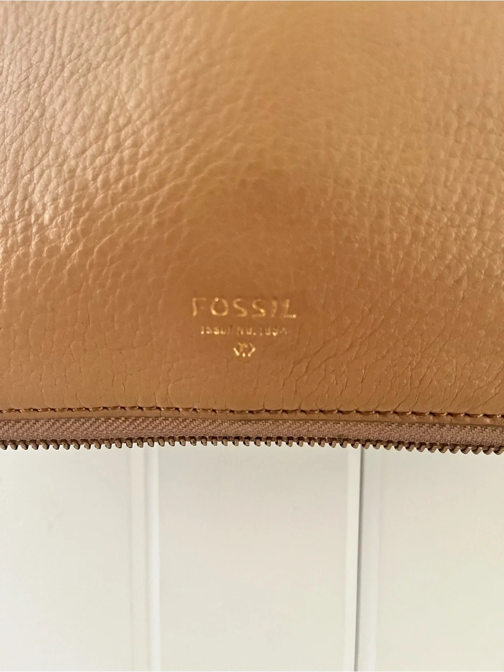 Fossil Preston Convertible Crossbody Bag in camel/tan pebbled leather